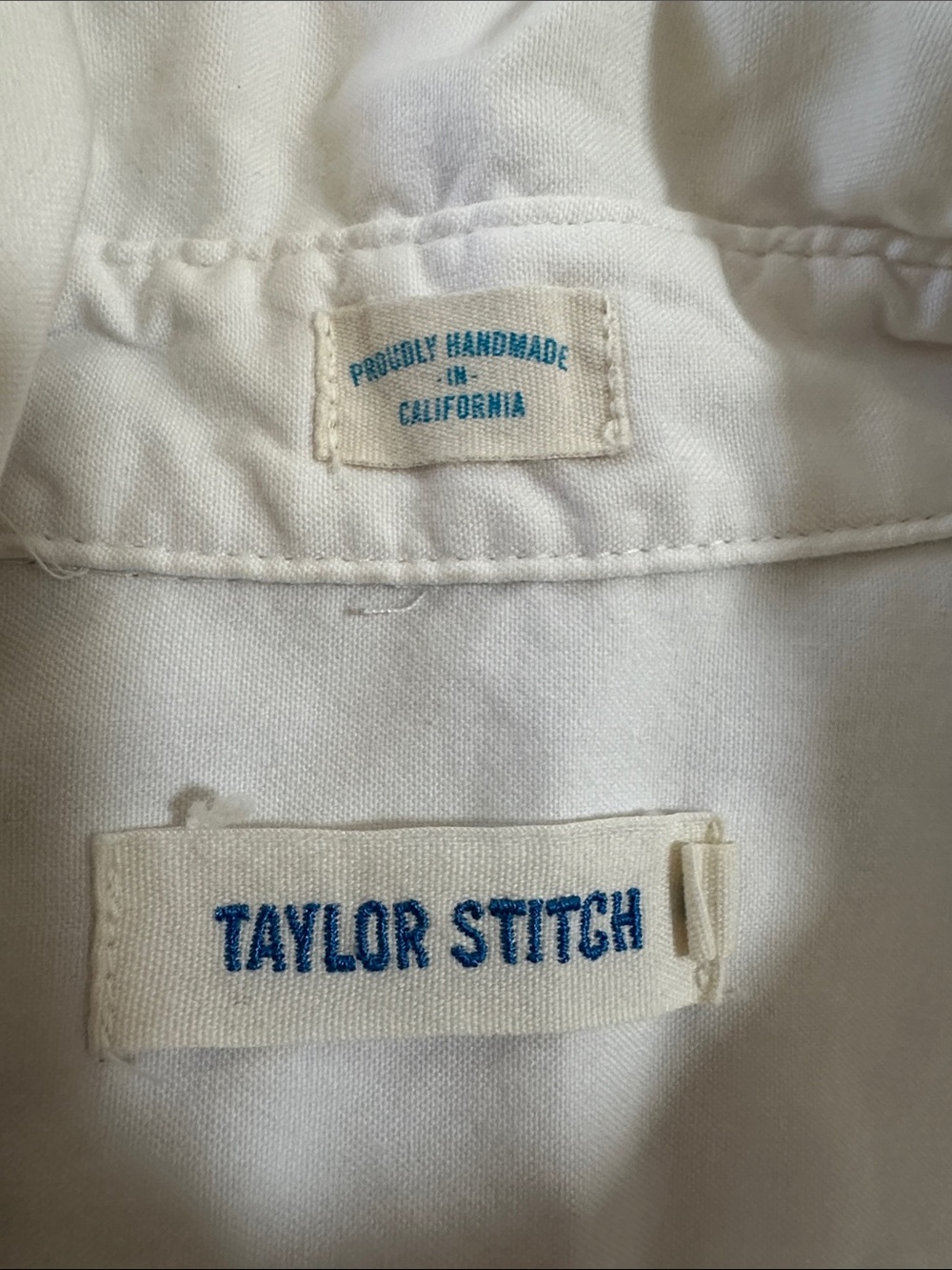 Taylor Stitch Women’s White Cotton Button-Down Shirt - Picture 2 of 4